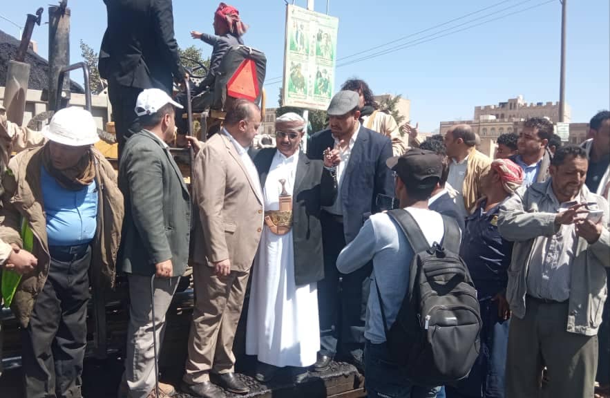 السامعي ومقبولي وعُباد يتفقدون مشروعين خدميين في أمانة العاصمة